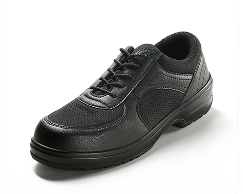 穿著絕緣鞋工作，就能免受電擊嗎？