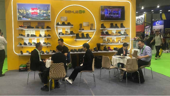 精彩回顧|第105屆勞保會(huì)圓滿收官，精彩無限，百華鞋業(yè)期待與您再相逢！